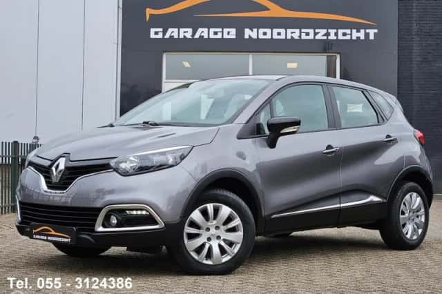 Renault Captur (2016) thumbnail 1