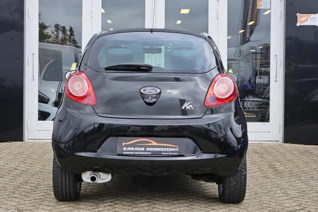 Ford Ka (2010) thumbnail 5
