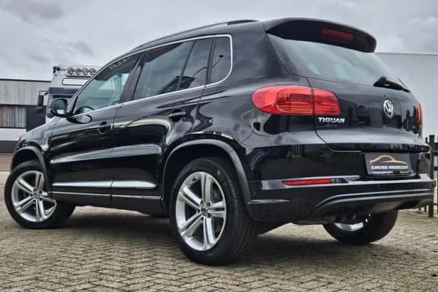 Volkswagen Tiguan (2014) thumbnail 5