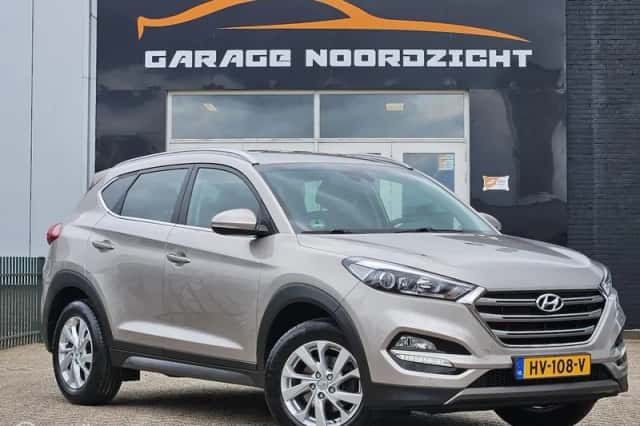 Hyundai Tucson (2017) thumbnail 2