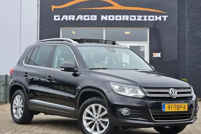 Volkswagen Tiguan (2013) thumbnail 2