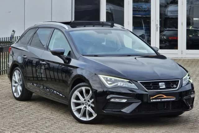SEAT Leon (2018) thumbnail 3