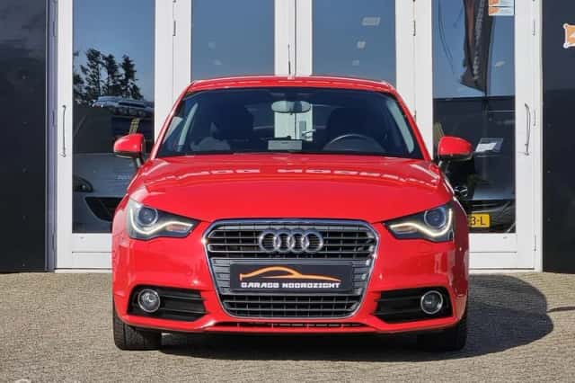 Audi A1 (2012) thumbnail 2