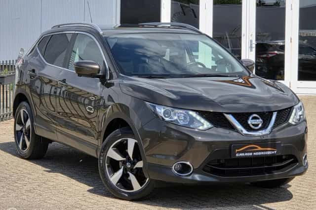 Nissan Qashqai (2016) thumbnail 3