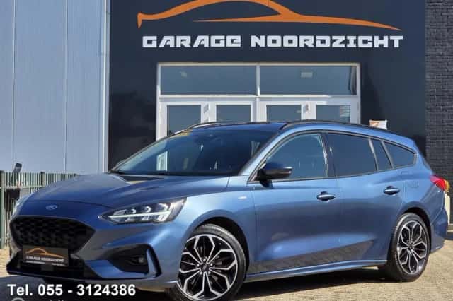 Ford Focus (2020) thumbnail 1