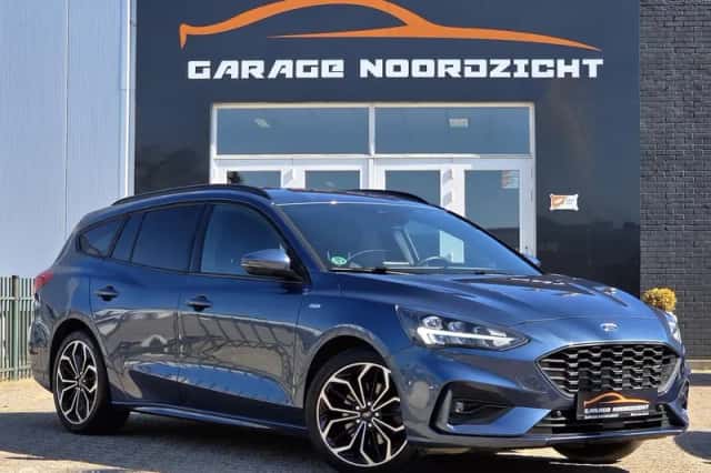 Ford Focus (2020) thumbnail 2