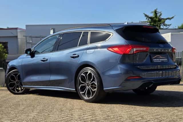 Ford Focus (2020) thumbnail 5