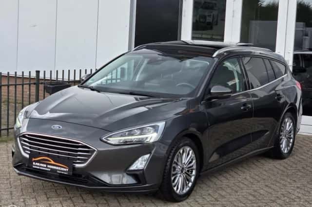 Ford Focus (2019) thumbnail 4