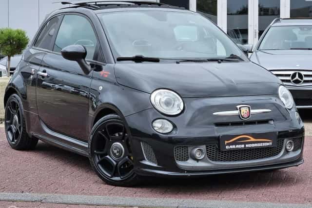 Fiat 500 Abarth (2016) thumbnail 3