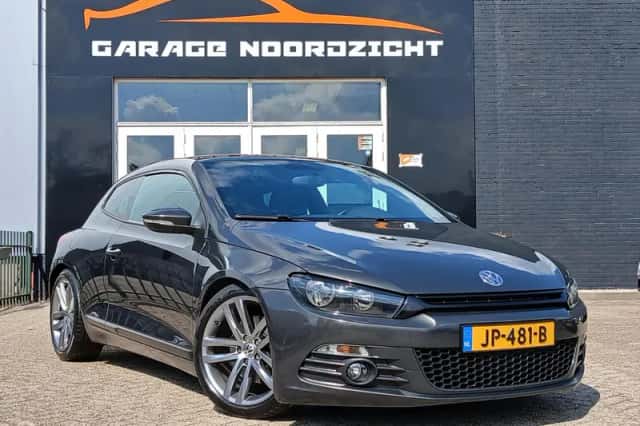 Volkswagen Scirocco (2009) thumbnail 3