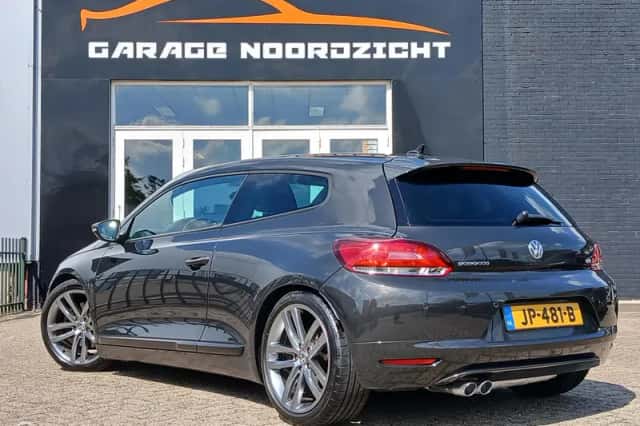 Volkswagen Scirocco (2009) thumbnail 4