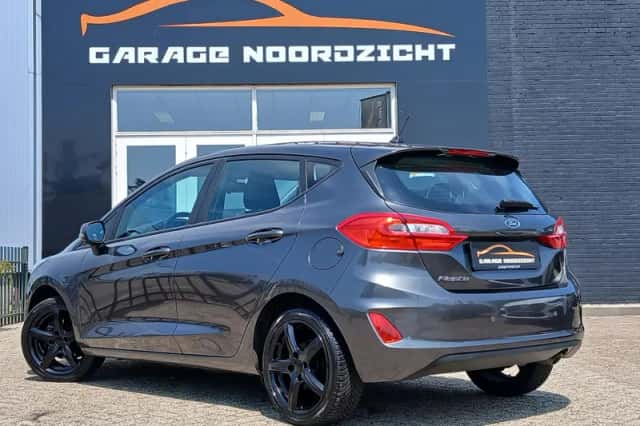 Ford Fiesta (2019) thumbnail 4