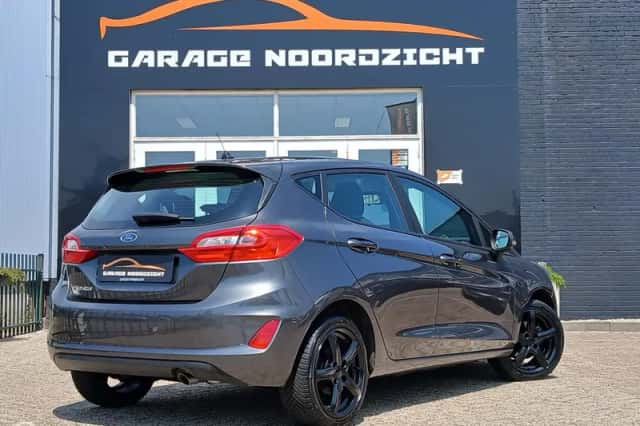 Ford Fiesta (2019) thumbnail 6