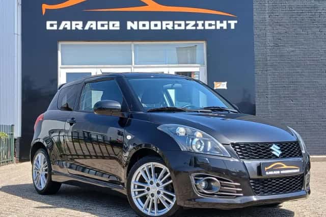 Suzuki Swift (2017) thumbnail 3