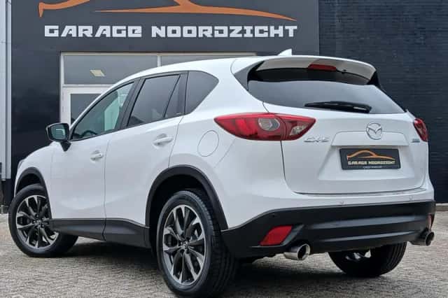 Mazda CX-5 (2017) thumbnail 4