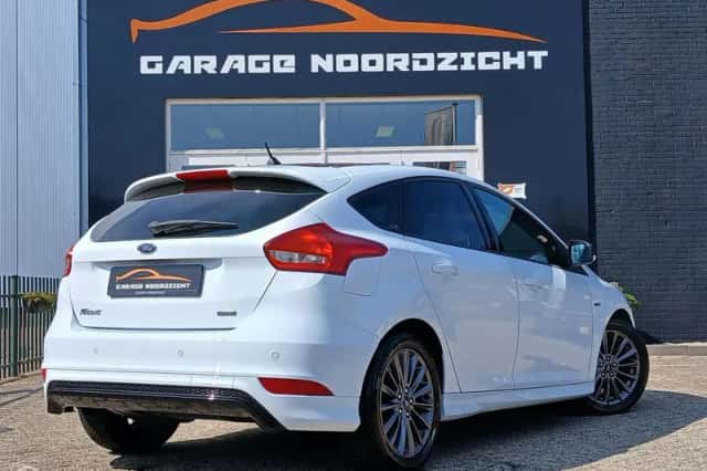 Ford Focus (2018) thumbnail 6