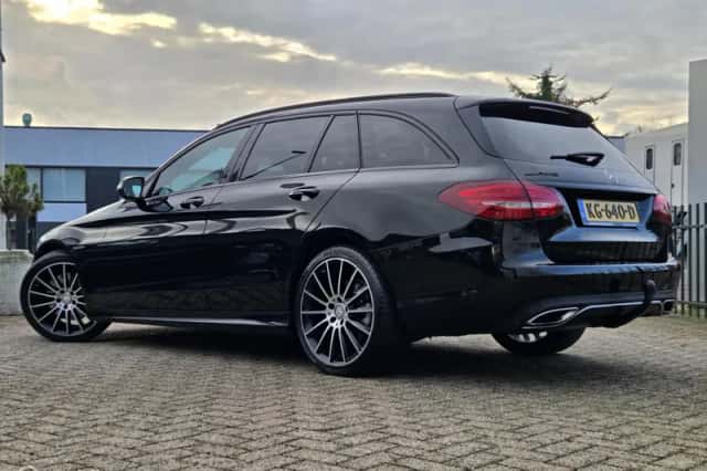 Mercedes-Benz C-Klasse (2017) thumbnail 4