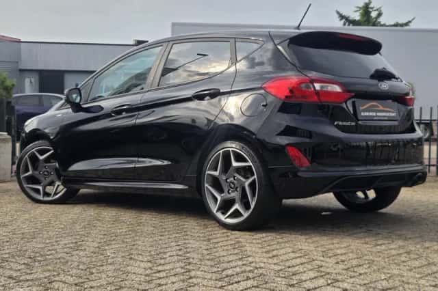 Ford Fiesta (2020) thumbnail 4