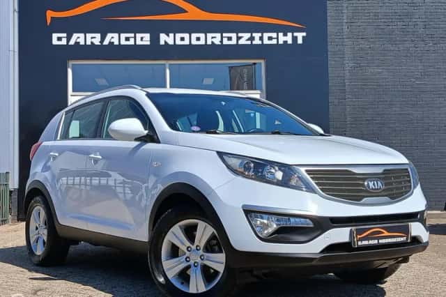 Kia Sportage (2014) thumbnail 3