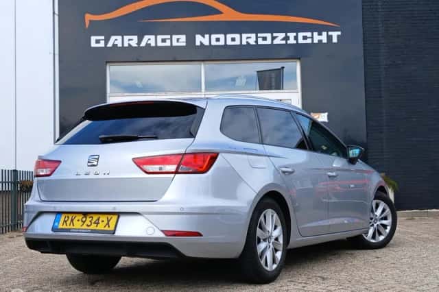 SEAT Leon (2018) thumbnail 6