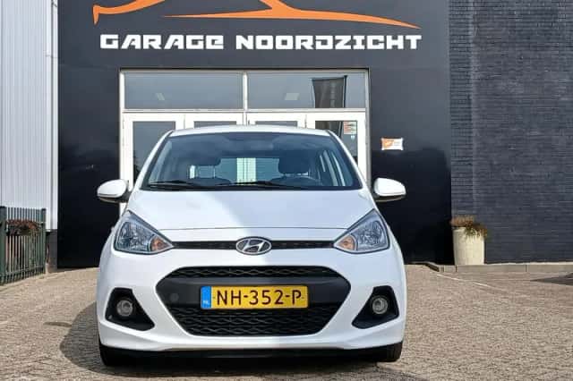 Hyundai i10 (2018) thumbnail 2