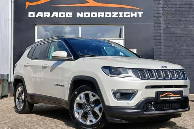 Jeep Compass (2019) thumbnail 3
