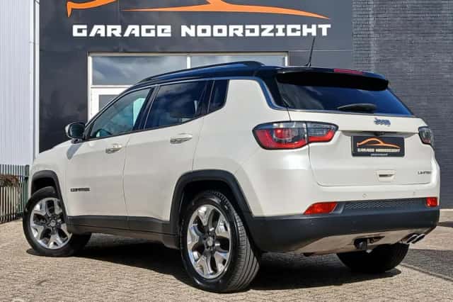 Jeep Compass (2019) thumbnail 4
