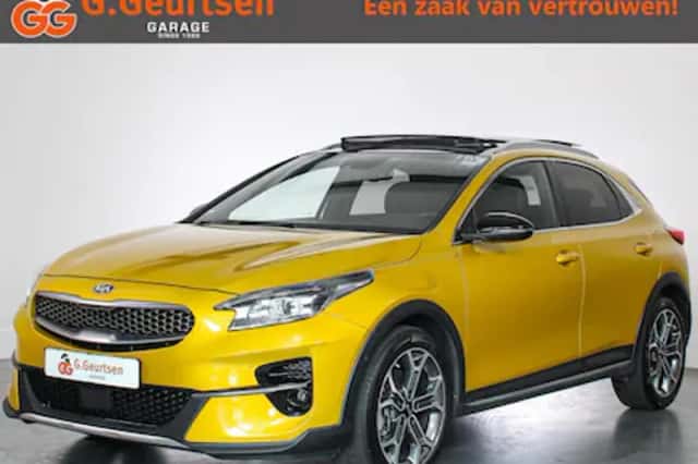 Kia XCeed (2020) thumbnail 2