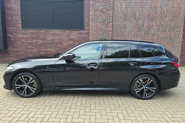 BMW 3-Serie (2023) thumbnail 4
