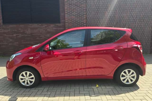 Hyundai i10 (2018) thumbnail 3