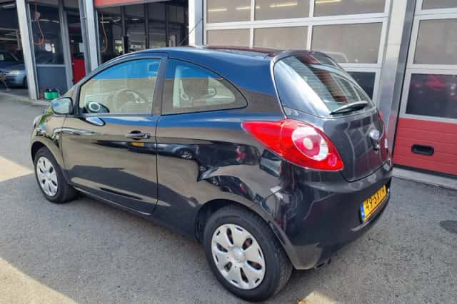 Ford Ka (2012) thumbnail 6