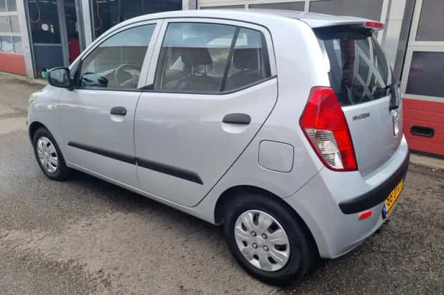 Hyundai i10 (2009) thumbnail 5