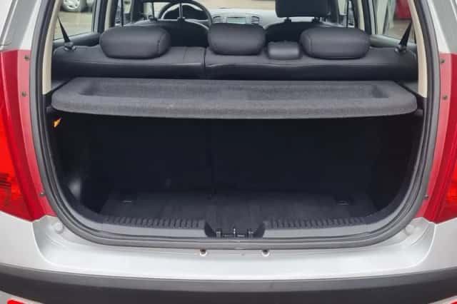 Hyundai i10 (2009) thumbnail 6