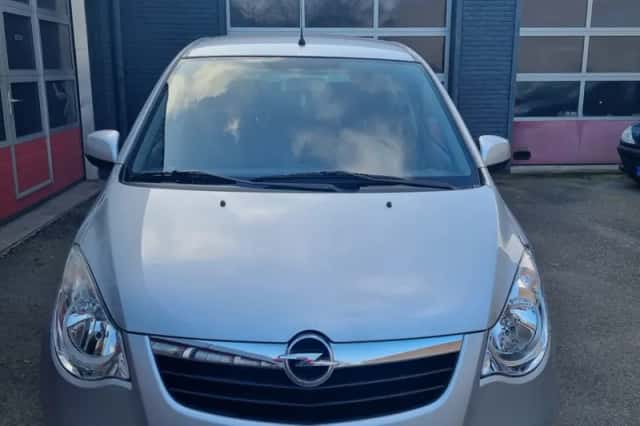 Opel Agila (2010) thumbnail 2