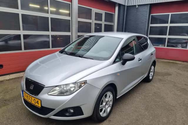 SEAT Ibiza (2011) thumbnail 1