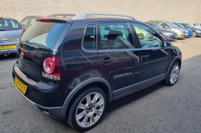 Volkswagen Polo (2006) thumbnail 3