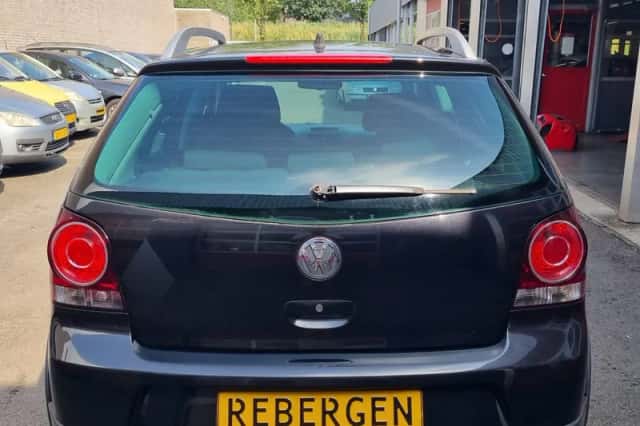 Volkswagen Polo (2006) thumbnail 5