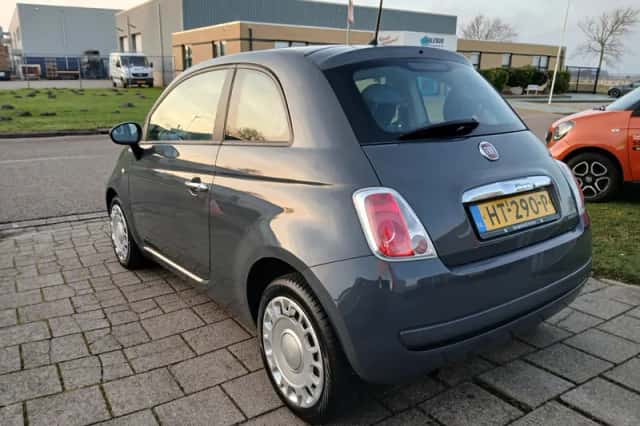 Fiat 500 (2015) thumbnail 4