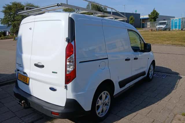 Ford Transit Connect (2015) thumbnail 5