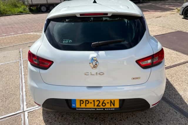 Renault Clio (2017) thumbnail 6
