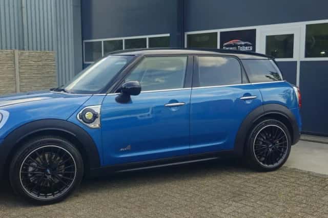 MINI Countryman (2018) thumbnail 2