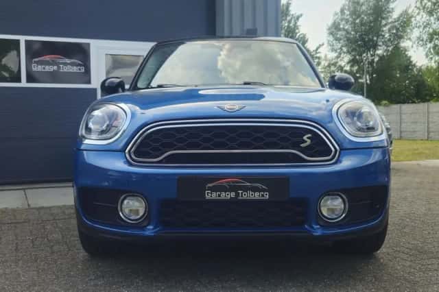 MINI Countryman (2018) thumbnail 4