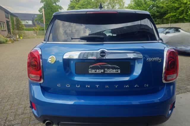 MINI Countryman (2018) thumbnail 5