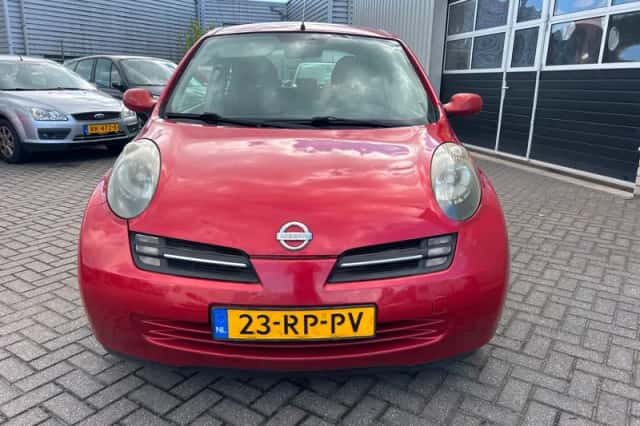 Nissan Micra (2005) thumbnail 4