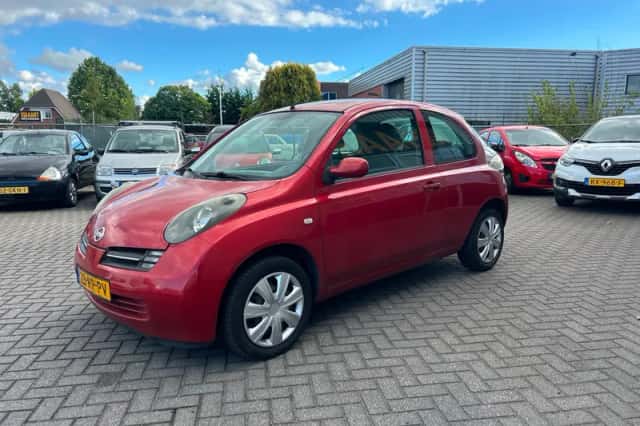 Nissan Micra (2005) thumbnail 5
