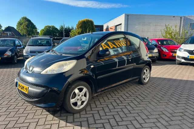 Peugeot 107 (2008) thumbnail 5