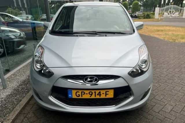Hyundai ix20 (2011) thumbnail 4