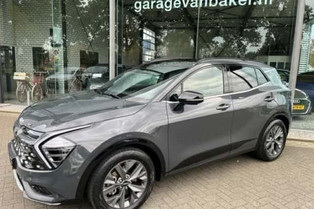 Kia Sportage (2022) thumbnail 2