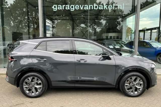 Kia Sportage (2022) thumbnail 5