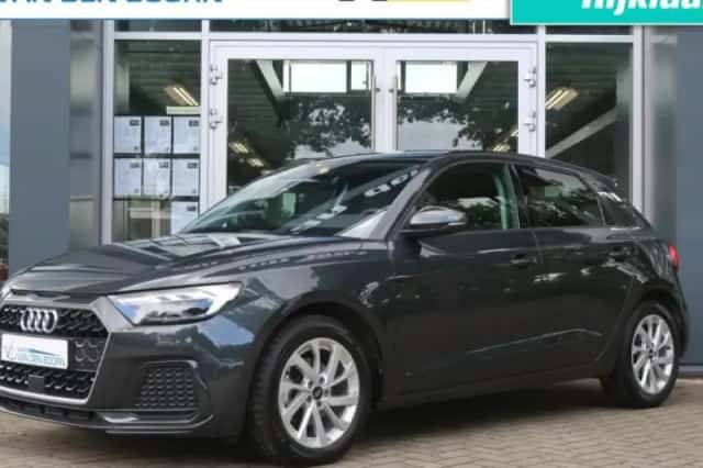 Audi A1 (2024) thumbnail 1